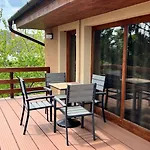 Bed & Breakfast Carp Land Camp *