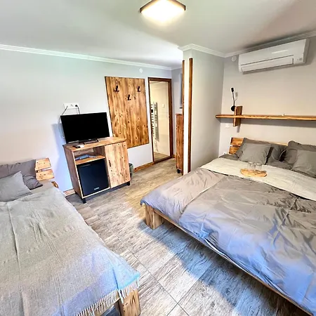 Panzió Carp Land Camp